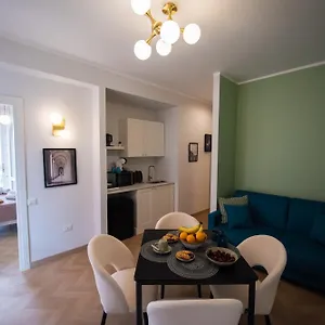 https://villa-clara-suites.sicilyhotelsitaly.net