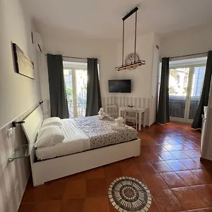Naporà Alojamento de Acomodação e Pequeno-almoço Nápoles