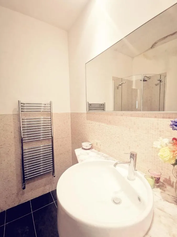 مبيت وإفطار روما Cinema House 3*,  إيطاليا